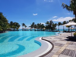 Dinarobin Beachcomber Resort Pool Impressions