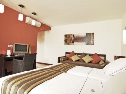 Deluxe Room - Comfortable and simple rooms awaits you.